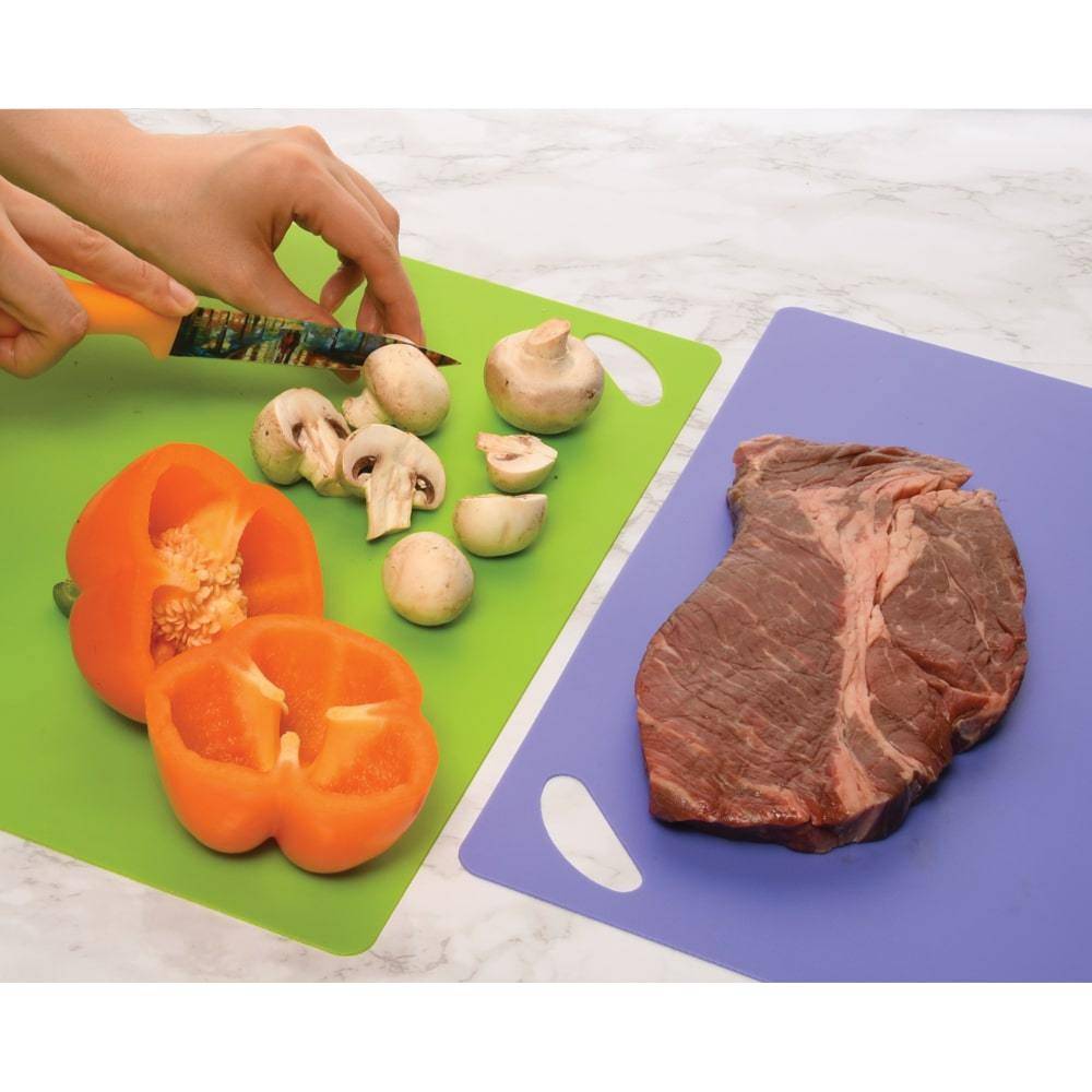  5 Pieces Flexible Cutting Boards, BPA Free Plastic Cutting  Boards for Kitchen, Non Slip Cutting Mat for Meat and Vegetables: Home &  Kitchen